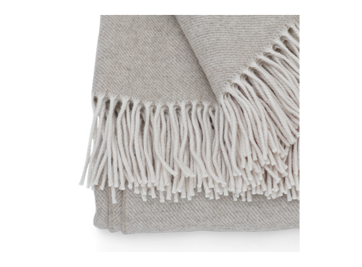 Sudbury Throw Natural_Edge Detail