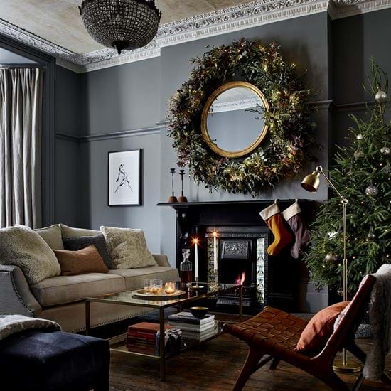 Eva living large wreath with mirror