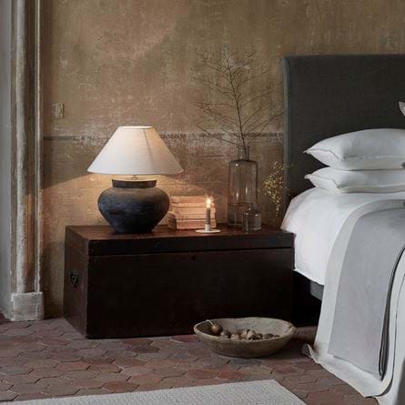 Edith Linen Bedding Distressed Wall Herstal Lamp