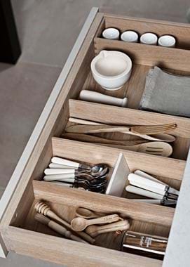 Suffolk_Kitchen_Hardware_04