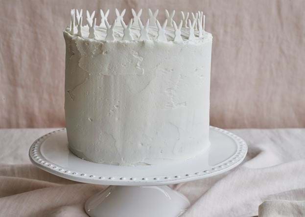 Bowsley Cake Stand - White