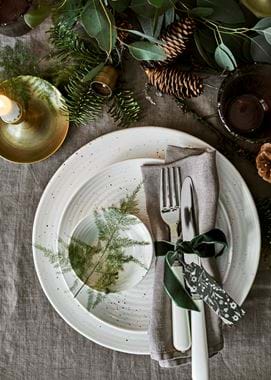 Christmas Lowther place setting