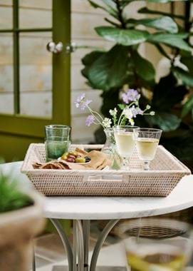 White wine with olives, 1