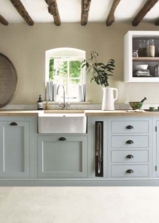 HENLEY_FLAX_BLUE_Copy Space_Improved