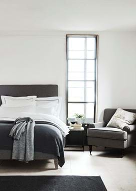 FRANCIS_UPHOLSTERED_BB_009