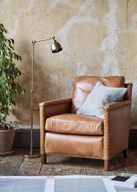 SS18_CASPAR_CHAIR_LOOKBOOK_024