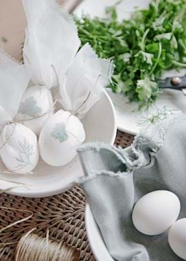 Easter decorating eggs 1