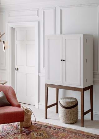 Stories 12 Ardingly Dressing table closed