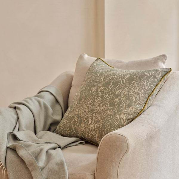 ODETTE CUSHION_ALPINE_01