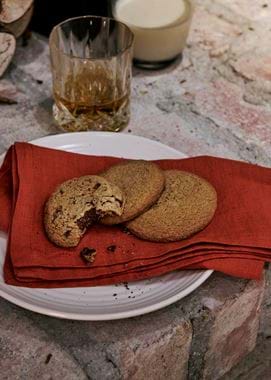 GINGER AND CLOVE COOKIES