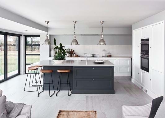 Henley Painted Colchester_006