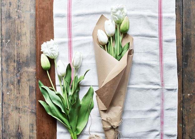 Tulip Bunch 4 Stems White