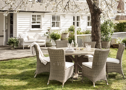 Harmondsworth Round Table 6-seater Set_Garden Furniture_Spring Blossom