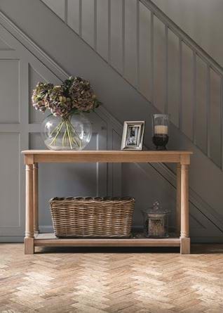 Lyndhurst_Way-2431