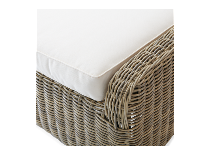 Hayburn Relaxed Grand Sofa_Detail 3