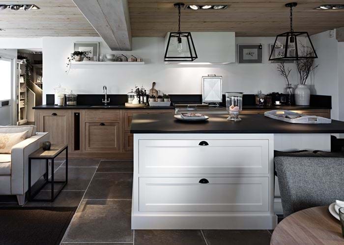 Neptune_Winchester_Showroom_05